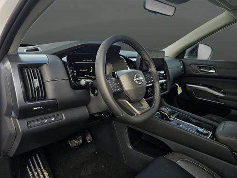 New 2026 Nissan Pathfinder SL AWD/4WD image 41