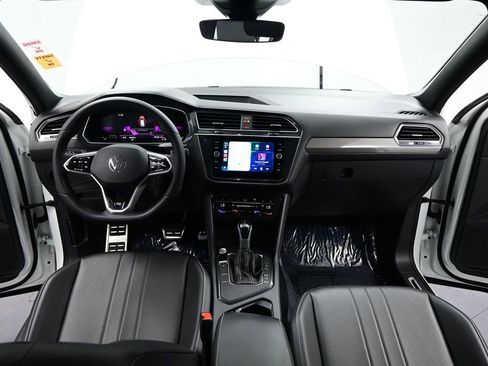 Used 2023 Volkswagen Tiguan SE R-Line FWD image 20