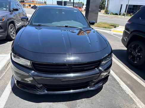 Used 2022 Dodge Charger SXT RWD image 14