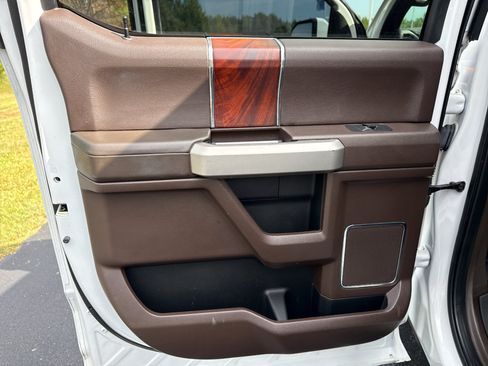 Used 2019 Ford F150 King Ranch w/ Equipment Group 601A Luxury AWD/4WD image 12