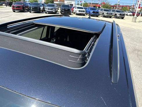 Used 2024 Volkswagen Atlas SE w/ Panoramic Sunroof Package AWD/4WD image 33