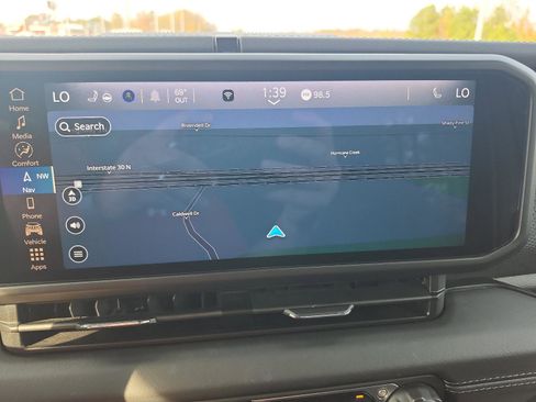 Used 2024 Jeep Gladiator Rubicon w/ Technology Group image 15