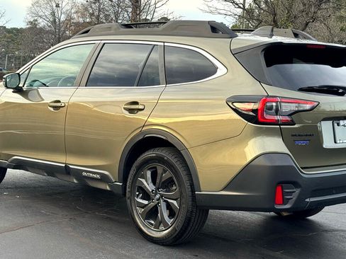 Used 2022 Subaru Outback Onyx Edition XT image 3