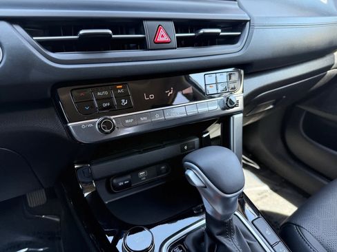 Used 2025 Kia Seltos EX w/ EX Sunroof Package FWD image 21