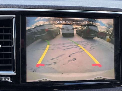 Used 2024 Chrysler Pacifica Limited image 20