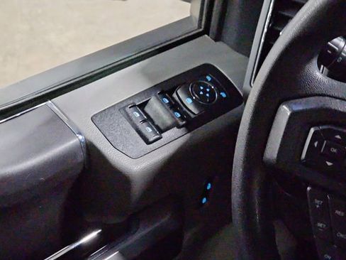 Used 2019 Ford F150 XLT w/ Trailer Tow Package image 20