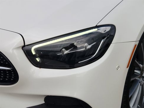 Used 2021 Mercedes-Benz E 450 Cabriolet image 11