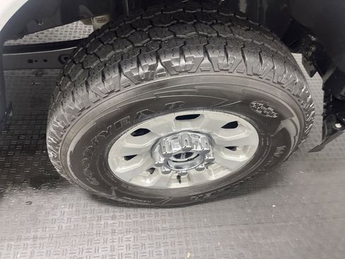 Used 2024 Ford F250 XLT w/ FX4 Off-Road Package image 26