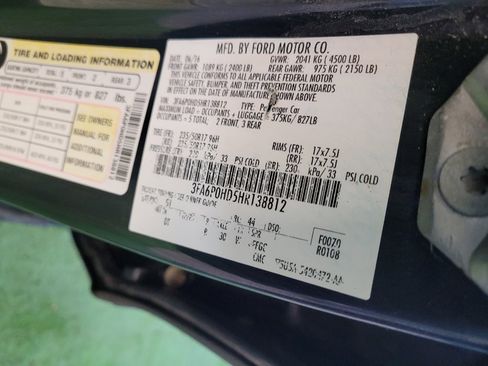 Used 2017 Ford Fusion SE w/ Fusion SE Technology Package image 33