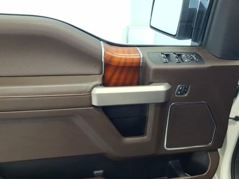 Used 2020 Ford F150 King Ranch w/ Equipment Group 601A Luxury AWD/4WD image 15