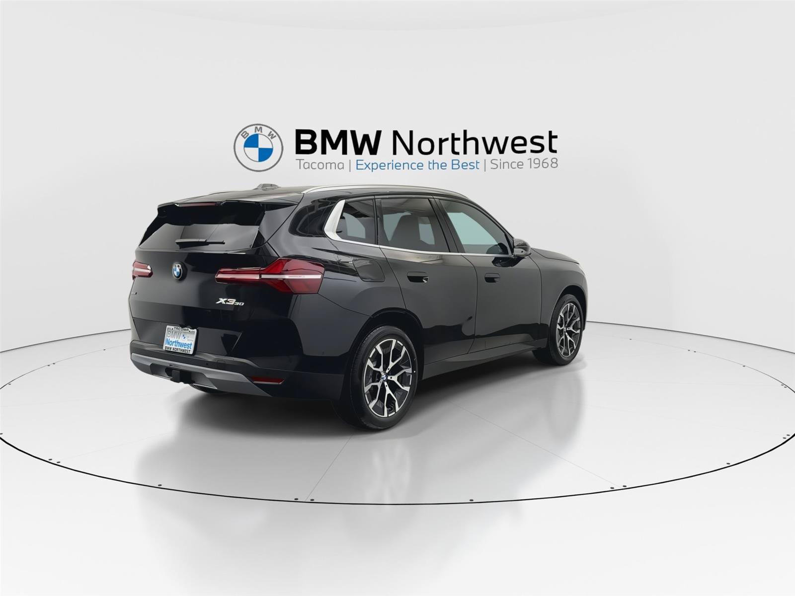 Used 2026 BMW X3 xDrive30i w/ Premium Package AWD/4WD image 3