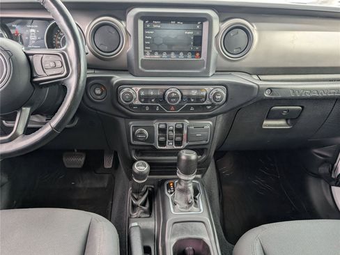 Used 2022 Jeep Wrangler Unlimited Sport AWD/4WD image 18
