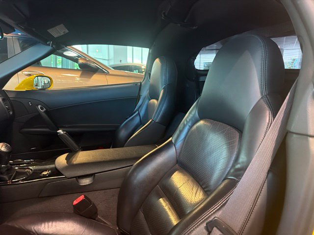 Used 2008 Chevrolet Corvette Coupe w/ Preferred Equipment Group RWD image 17
