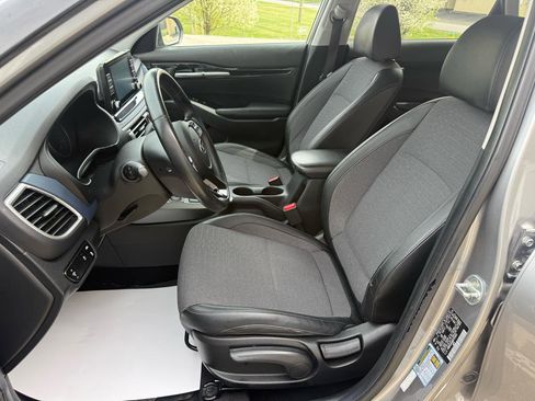 Used 2021 Kia Seltos S image 8