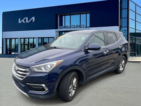 Used 2017 Hyundai Santa Fe Sport FWD image 3