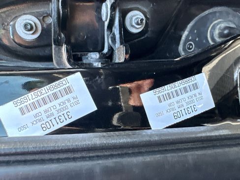 Used 2013 RAM 1500 Sport w/ Sport Premium Group image 32