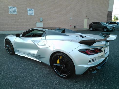 Used 2026 Chevrolet Corvette E-Ray w/ Stealth Interior Trim Package AWD/4WD image 5