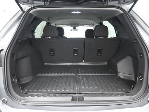 Used 2023 Chevrolet Equinox LS w/ LS Convenience Package FWD image 26