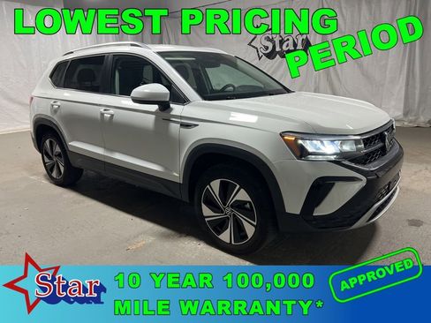 Used 2024 Volkswagen Taos SE AWD/4WD image 1