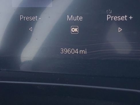 Used 2023 Jeep Grand Cherokee L Laredo AWD/4WD image 16