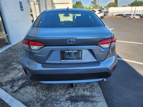 Used 2020 Toyota Corolla LE w/ Carpet Mat Package (TMS) FWD image 5