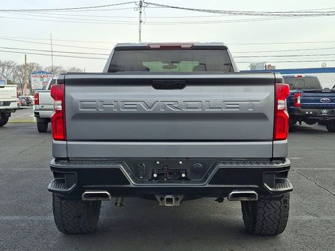 Used 2021 Chevrolet Silverado 1500 LT Trail Boss w/ Bed Protection Package image 9