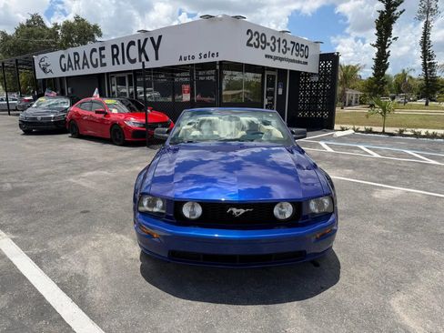 Used 2005 Ford Mustang GT RWD image 31