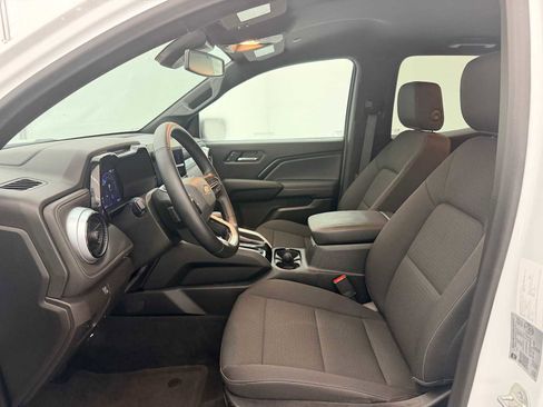 Used 2024 Chevrolet Colorado LT w/ LT Convenience Package II image 17