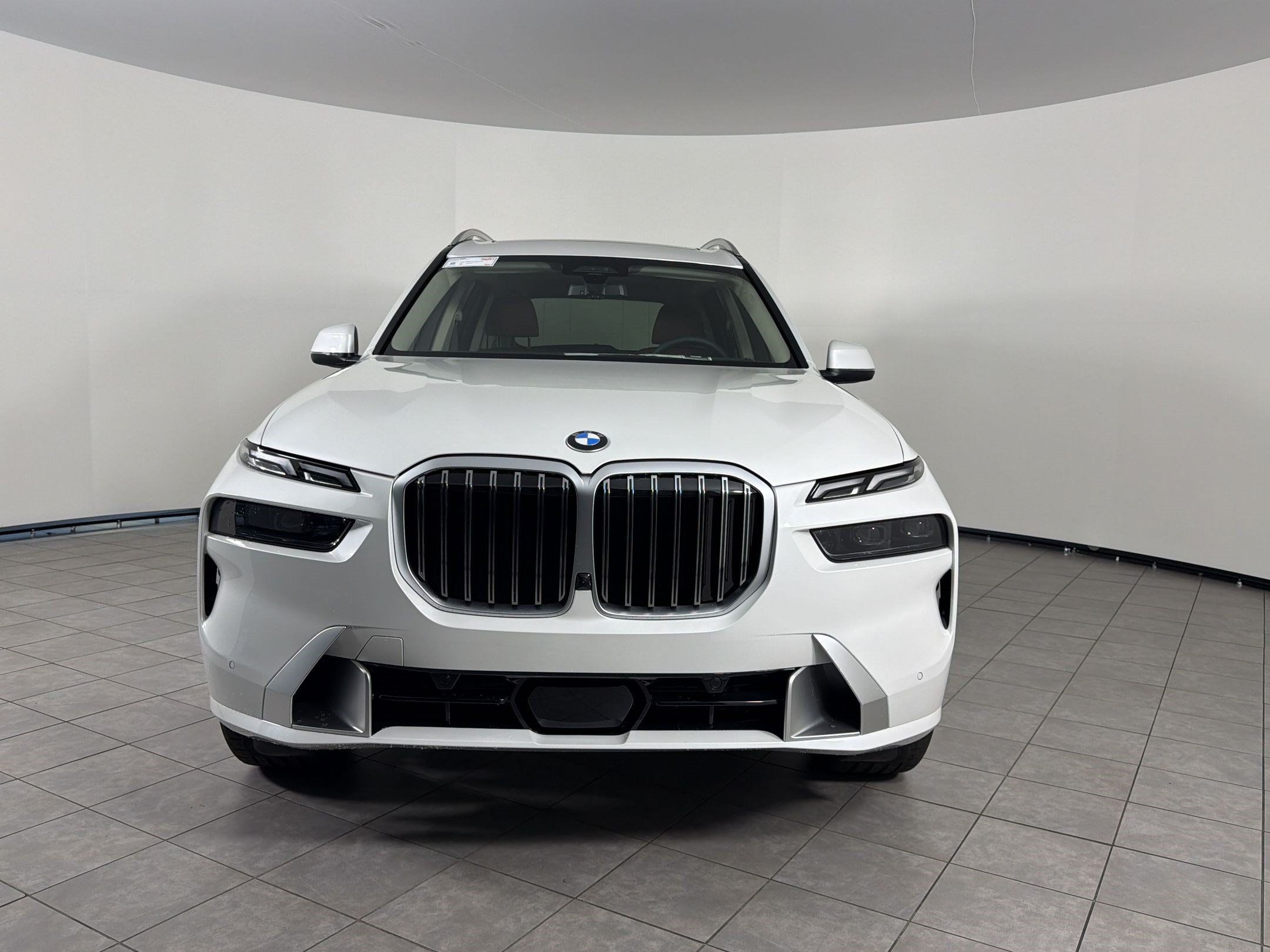 Used 2027 BMW X7 xDrive40i w/ Executive Package AWD/4WD image 6