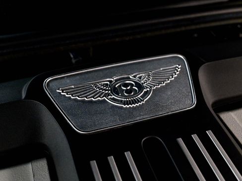 Used 2017 Bentley Flying Spur S W12 AWD/4WD image 48