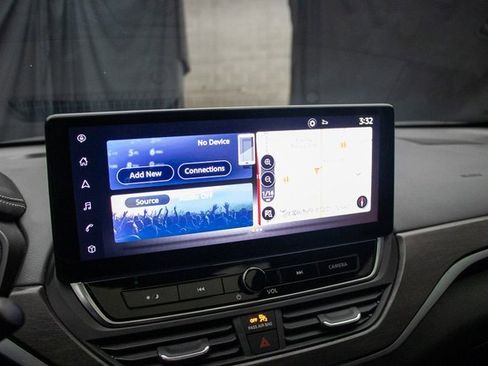 Used 2025 Nissan Altima 2.5 S image 33