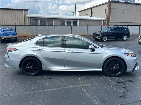 Used 2023 Toyota Camry XSE FWD image 12