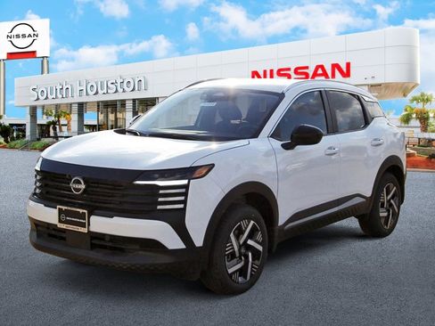 New 2026 Nissan Kicks SV w/ SV Premium Package FWD image 2