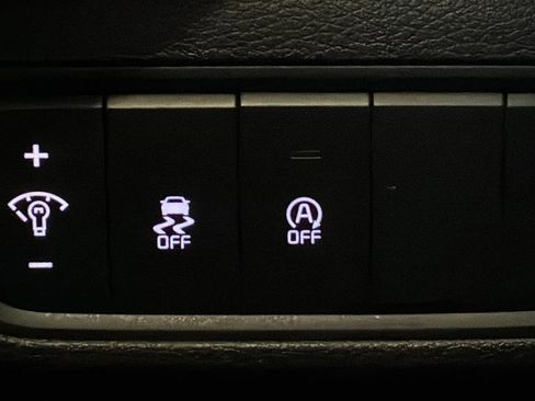 Used 2023 Kia Soul LX w/ LX Technology Package FWD image 36
