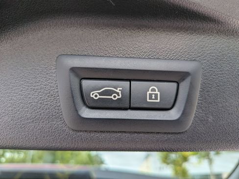 Used 2023 BMW X5 xDrive45e AWD/4WD image 35