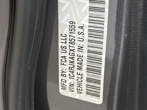 New 2026 Jeep Grand Cherokee L Laredo AWD/4WD image 29