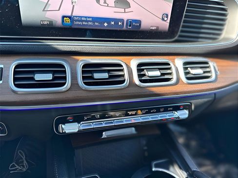 Used 2025 Mercedes-Benz GLE 350 4MATIC image 19