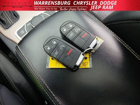 Used 2017 Jeep Grand Cherokee Limited w/ Luxury Group II AWD/4WD image 26