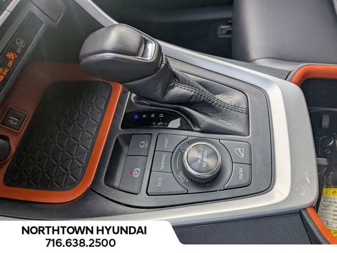 Used 2024 Toyota RAV4 Adventure image 15