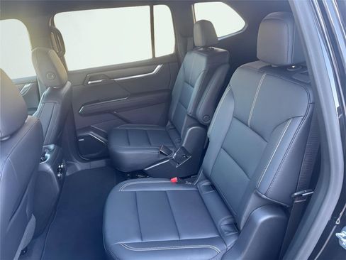 Certified 2024 GMC Acadia Elevation image 13