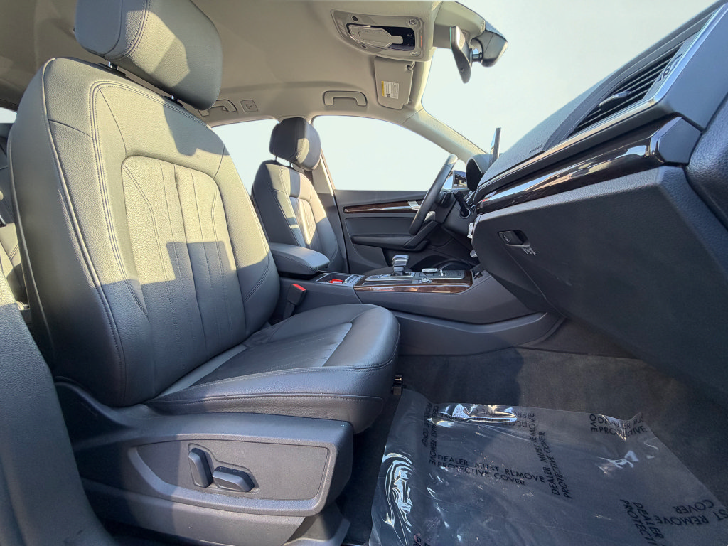 Used 2019 Audi Q5 2.0T Premium AWD/4WD image 43