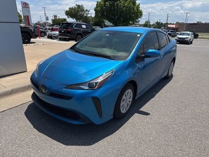 Used 2022 Toyota Prius L Eco