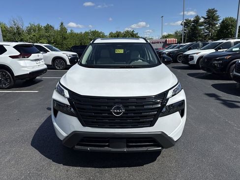 New 2026 Nissan Rogue SV AWD/4WD image 16