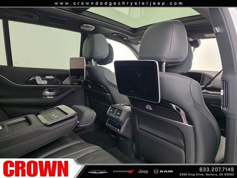 Used 2026 Mercedes-Benz Maybach GLS 600 4MATIC image 18