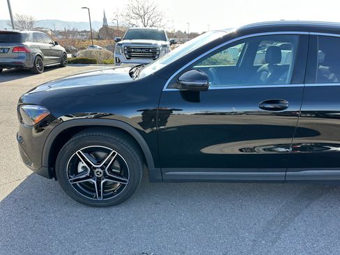 Certified 2026 Mercedes-Benz GLA 250 4MATIC image 9