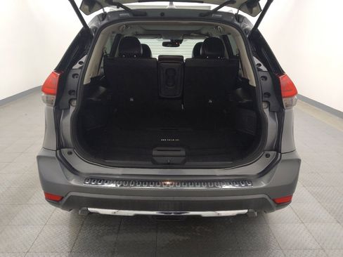 Used 2017 Nissan Rogue SL w/ SL Premium Package image 29