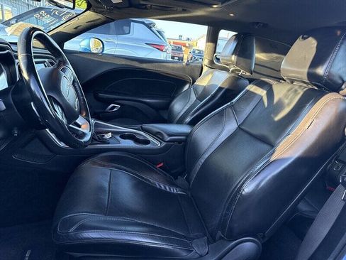 Used 2015 Dodge Challenger SXT Plus image 13