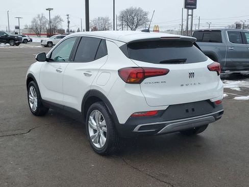Used 2024 Buick Encore GX Preferred image 5