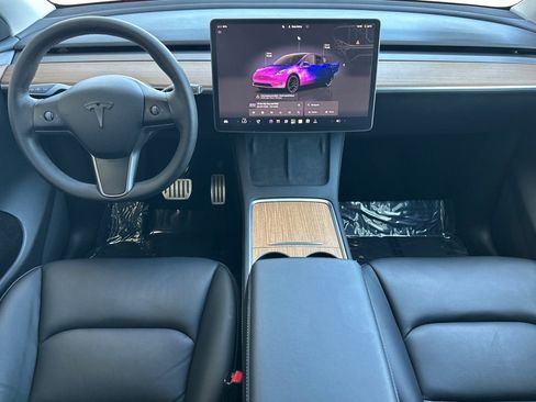 Used 2022 Tesla Model Y Performance AWD/4WD image 14