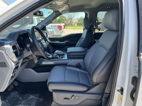 New 2025 Ford F150 Lariat w/ Equipment Group 501A Mid image 13